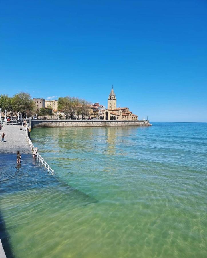 Apartmán La Marina Gijón Exteriér fotografie